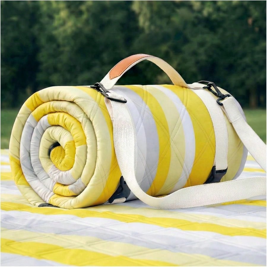 Waterproof Beach Blanket Picni - Outdoor Camping Blanket recensione e prezzo