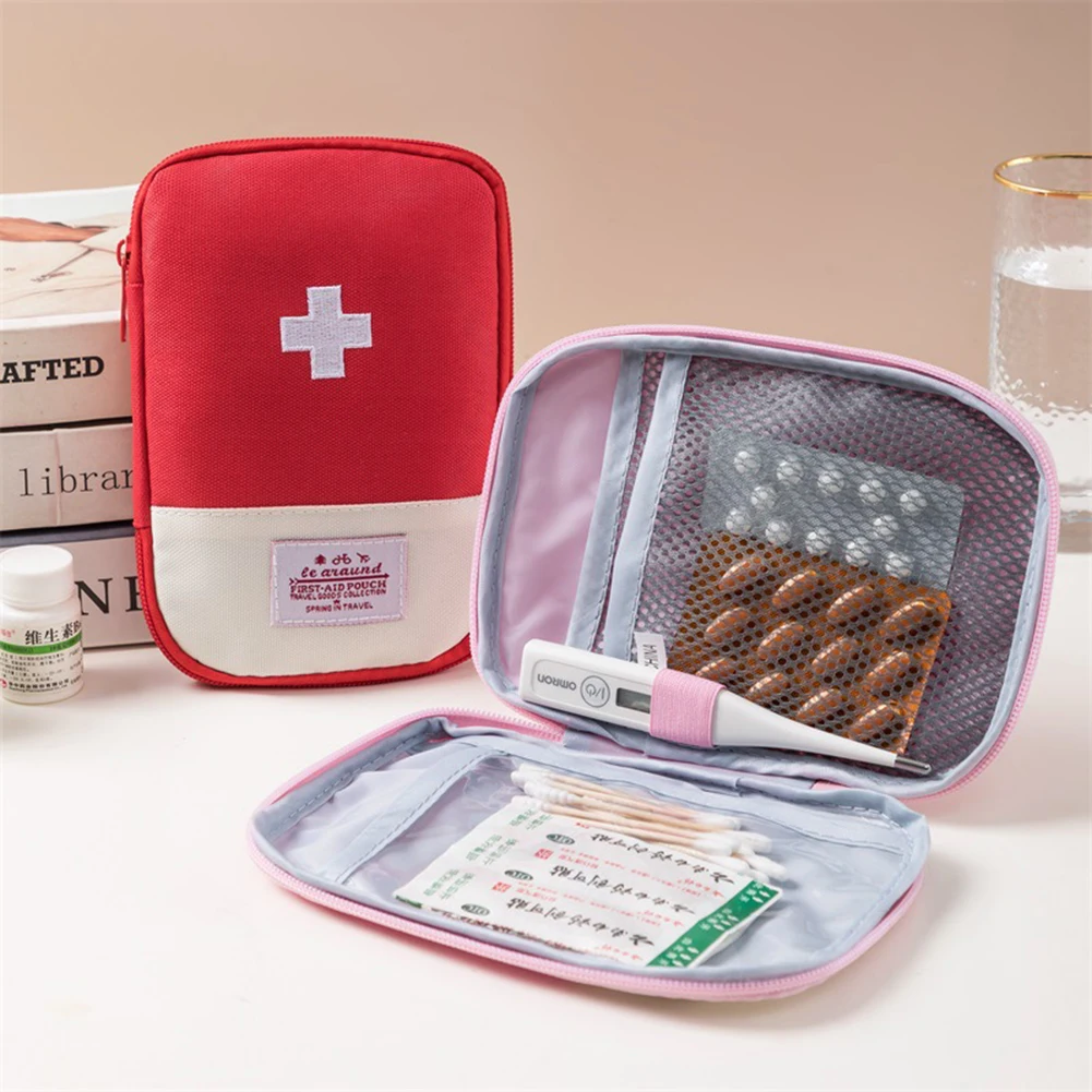 Mini Travel Medicine Bag Porta - First Aid Kit Camping recensione e prezzo