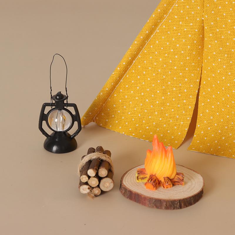 🛒1:12 Scale Camping Tent Model - Outdoor Camping House recensione e prezzo